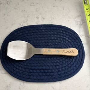 Natural Wooden Handle Ice Cream Spade